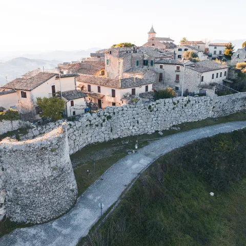 Mura poligonali
