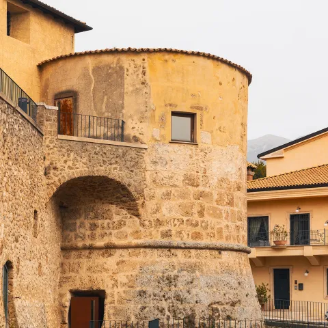 Torrione aragonese